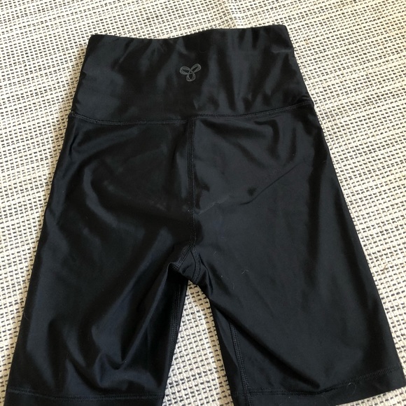 TNA Shorts - Picture 4 of 5